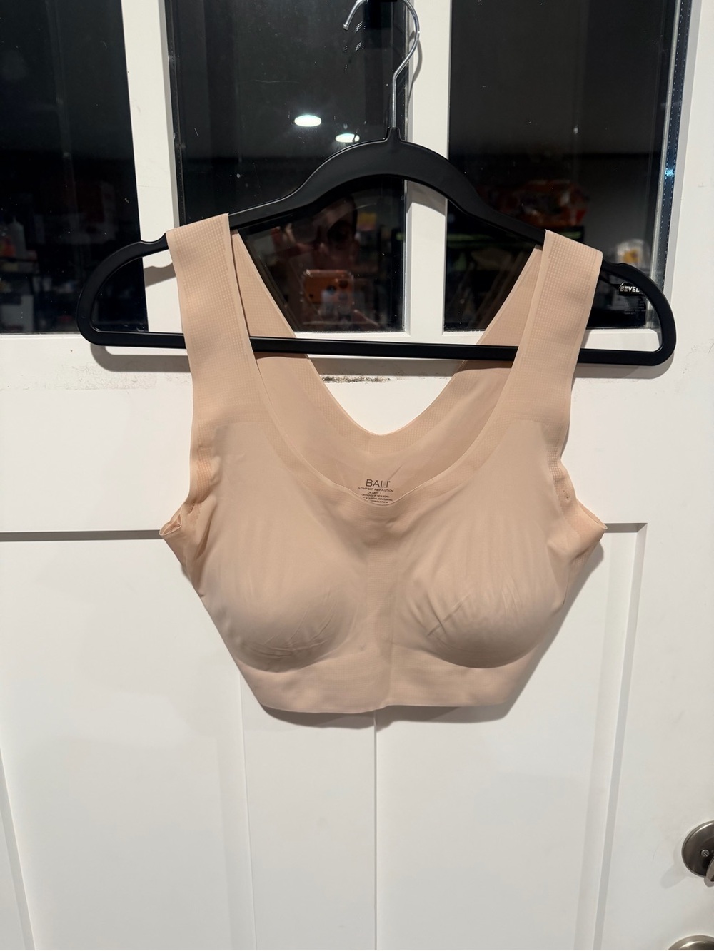 Bali Comfort Nude Wireless Bra Top Size L